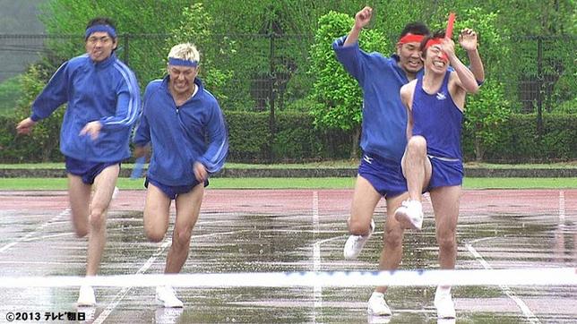 爆笑日本综艺男子游泳，你见过这种神仙运动吗？